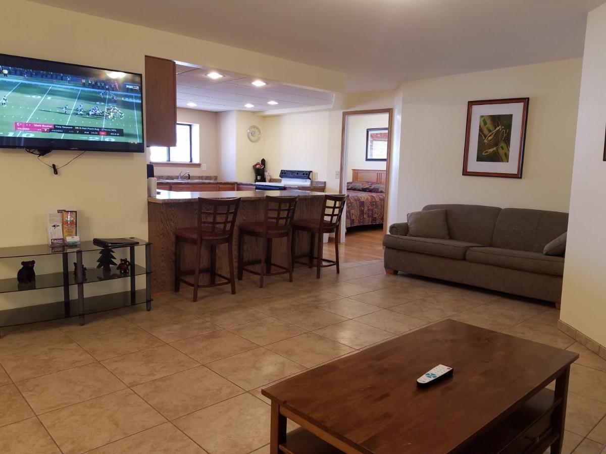 Amber'S Inn And Suites Wisconsin Dells Kültér fotó