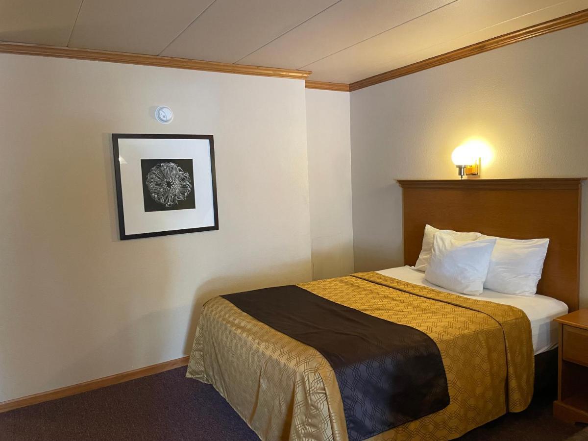 Amber'S Inn And Suites Wisconsin Dells Kültér fotó