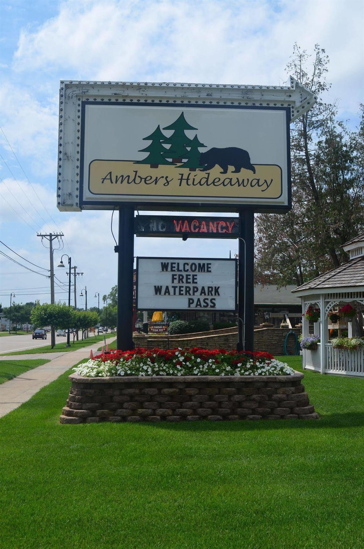 Amber'S Inn And Suites Wisconsin Dells Kültér fotó